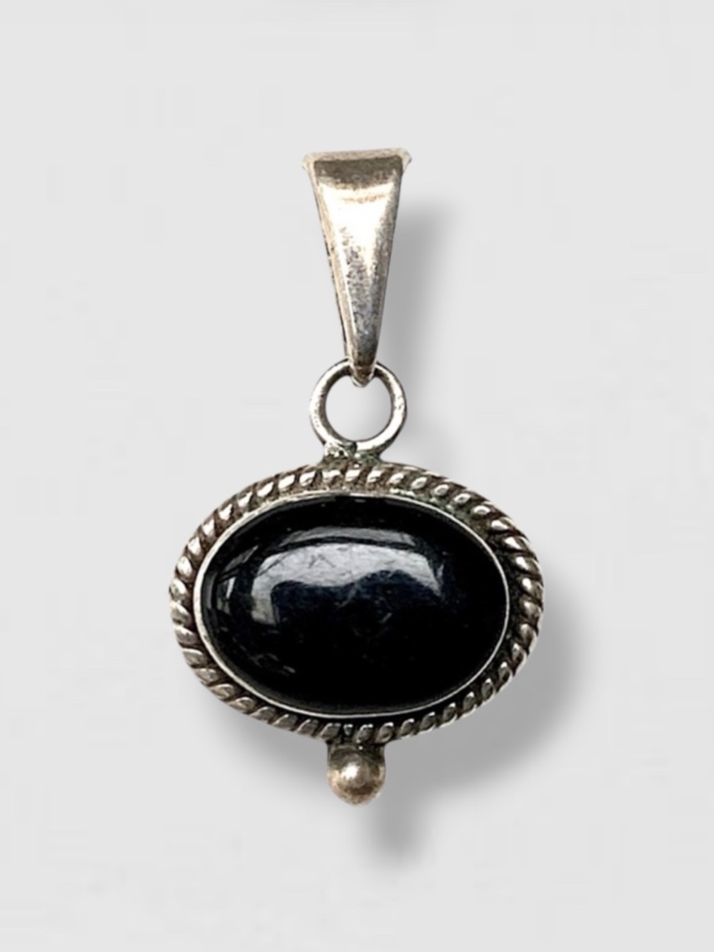 Vintage Pendant 925 Sterling Silver Oval